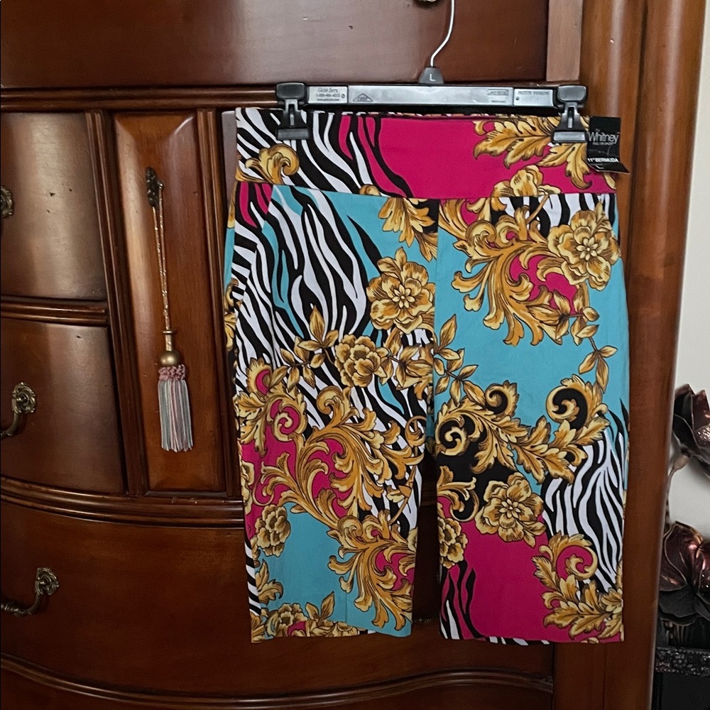 Ladies Whitney Bermuda Shorts Sz Large